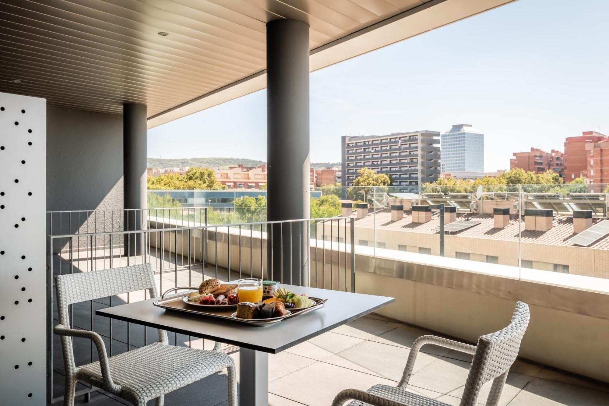 Hotel SB Plaza Europa L'Hospitalet de Llobregat Esterno foto